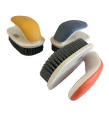 Щітка №813 для одягу пласт.(11*6,5) см 09853