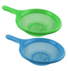 Друшляк пластиковий з ручкою 22см